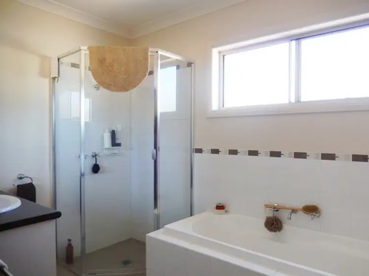 Fifth view of Homely unit listing, 1/58 Russell Street, Howlong NSW 2643