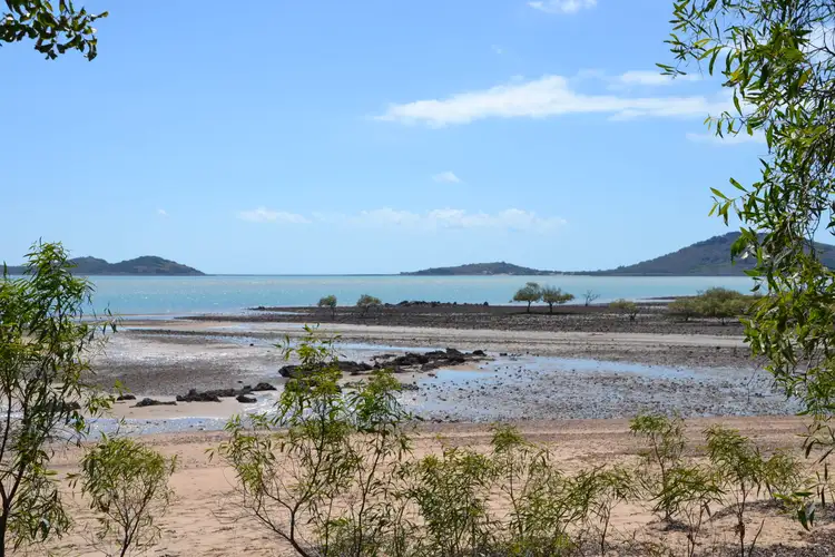 Seventh view of Homely house listing, 6 Jacaranda Dr, Stanage QLD 4702