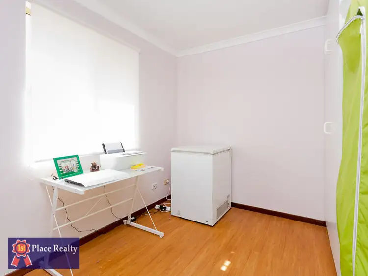Sixth view of Homely semi-detached listing, 15a Sloan Drive, Leda WA 6170