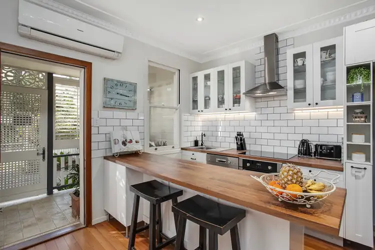 5 Star Avenue, Mermaid Beach QLD 4218