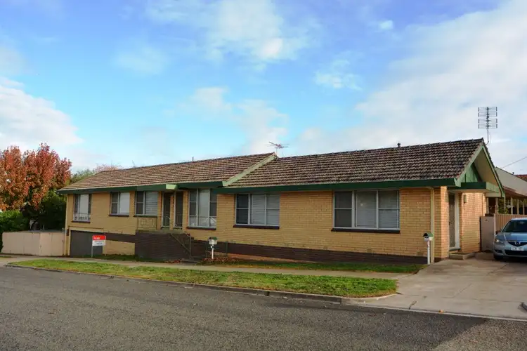 1 & 2/6 Cnr Florence & St George Street, Stawell VIC 3380