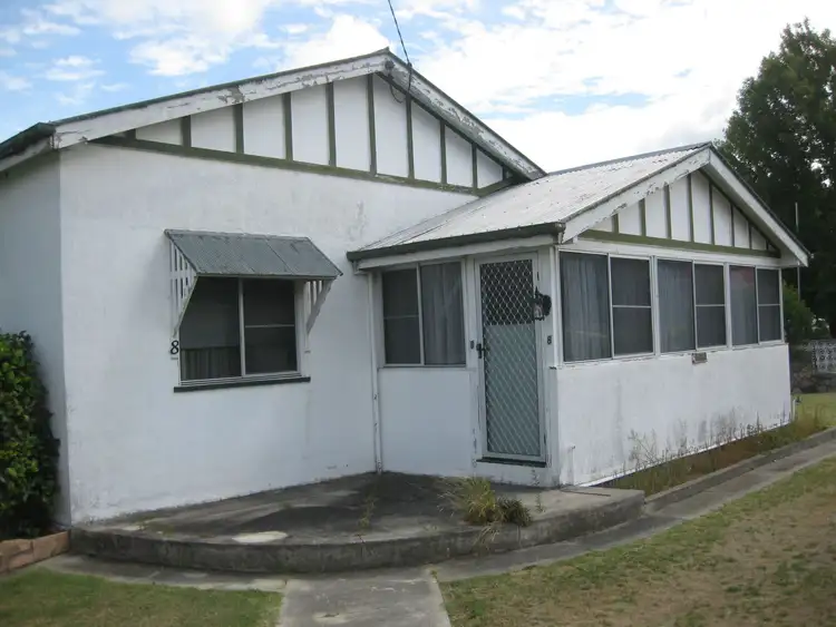 Third view of Homely house listing, 8 Matthew Street, Stanthorpe QLD 4380