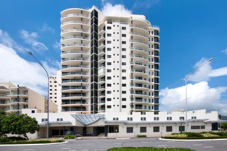 1101/2-4 Lake Street, Cairns City QLD 4870