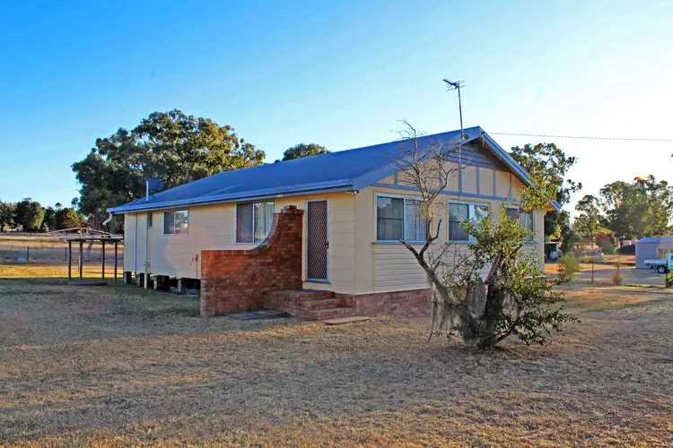 282 Wood St, Warwick QLD 4370
