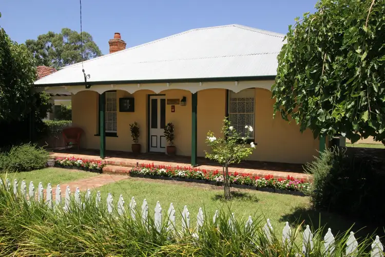 16 East Street, Guildford WA 6055