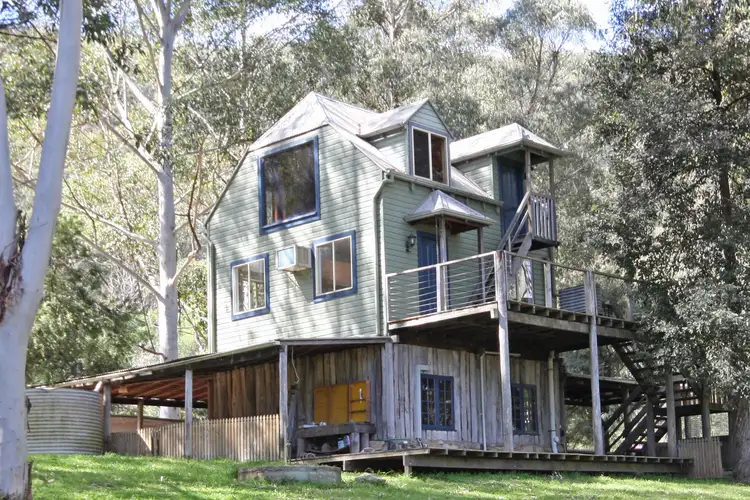 1155 Settlers Road, St Albans NSW 2775