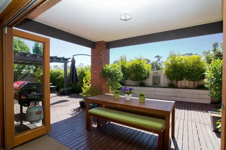 Fifth view of Homely house listing, 7 Tununga Circuit, Kangaroo Flat VIC 3555