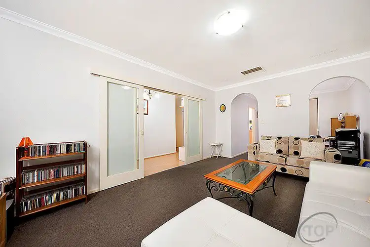 Second view of Homely house listing, 5 Kingfisher Loop, Willetton WA 6155