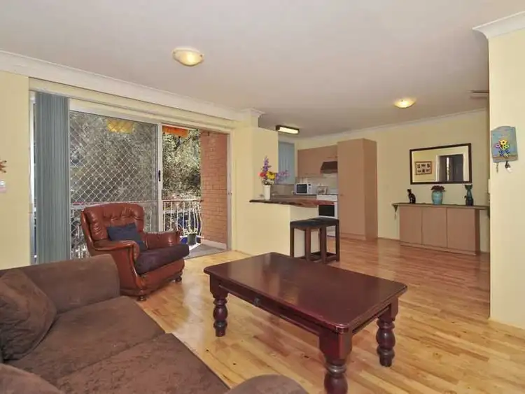 Second view of Homely unit listing, 4/6 Allara Avenue, Palm Beach QLD 4221