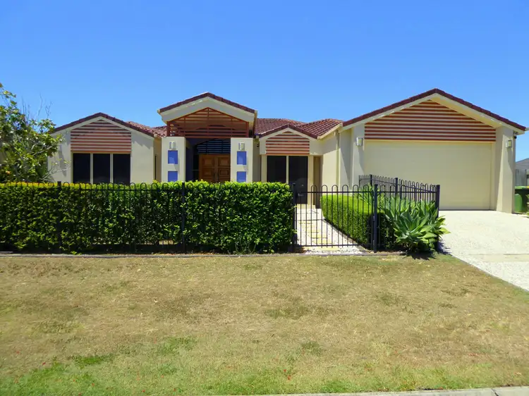 11 Amity Drive, Rothwell QLD 4022