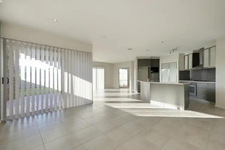 Seventh view of Homely house listing, 7 Saville Court, Traralgon VIC 3844