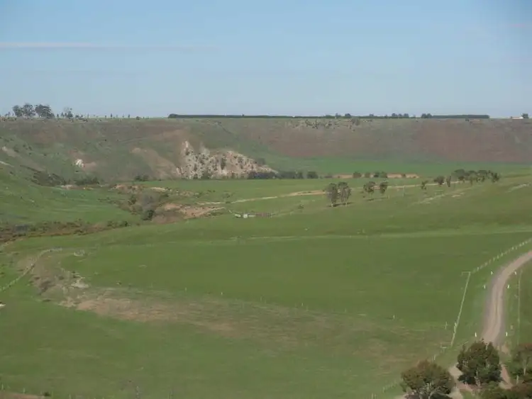 1 Settlement Road, Clarkefield VIC 3430