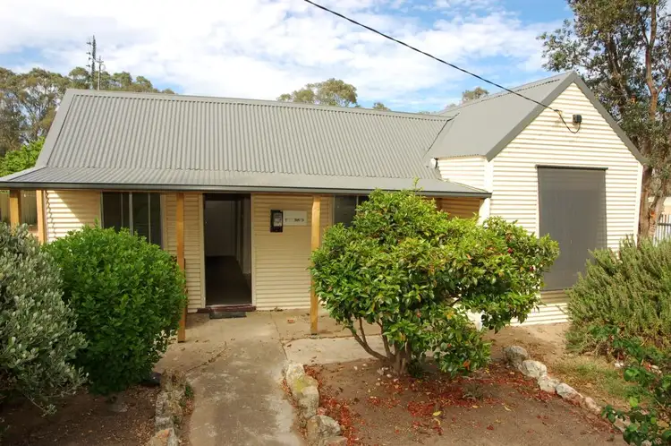 84 Main Street, Great Western VIC 3374