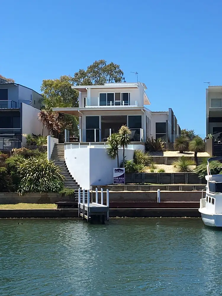 19 North Quay Pl, Paynesville VIC 3880