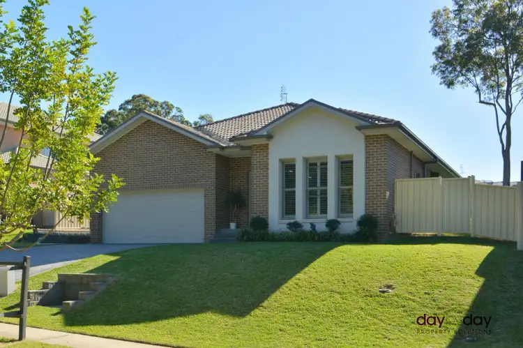 24 Crestview Street, Fletcher NSW 2287