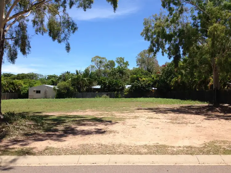 4 Bayside Court, Horseshoe Bay QLD 4819