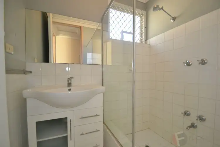 Sixth view of Homely unit listing, 8b Thompson Drive, Wanneroo WA 6065