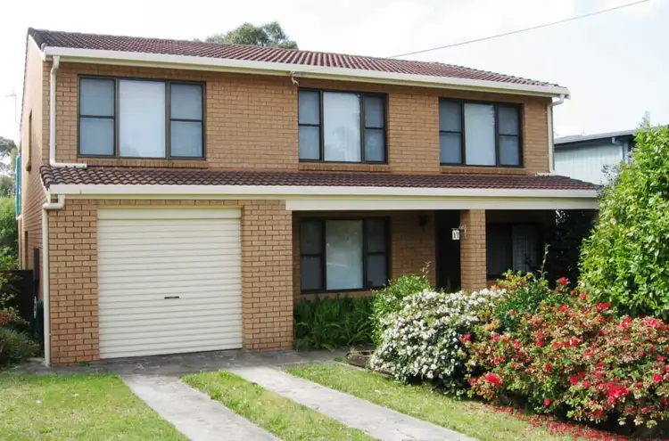 17 Barnett Street, Vincentia NSW 2540