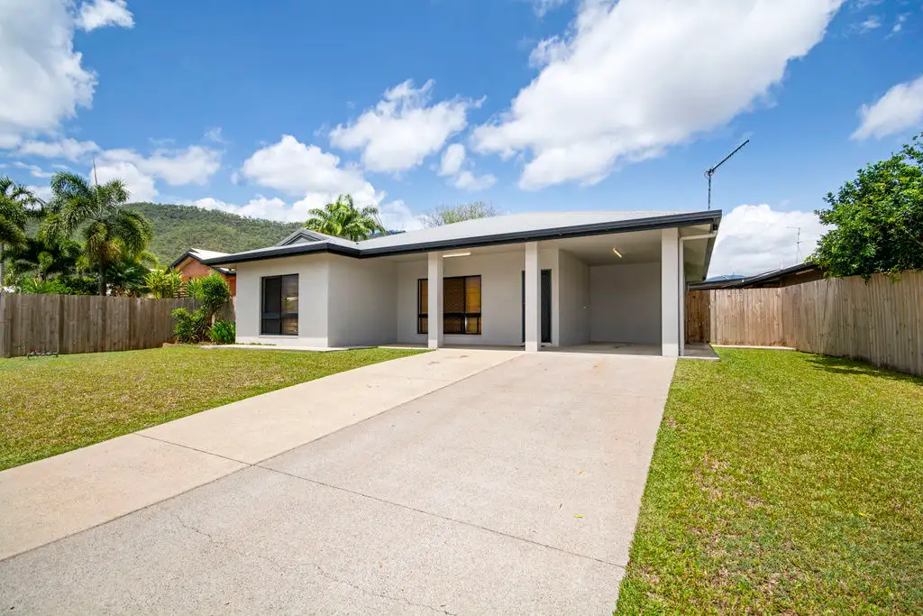 Main view of Homely unit listing, 2/33 Murphy Street, Gordonvale QLD 4865