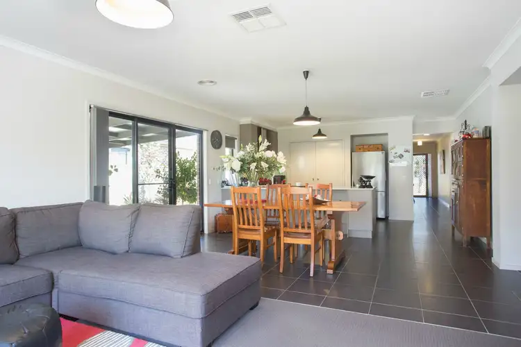 Fourth view of Homely house listing, 122 Myrtle Road, Ascot VIC 3551
