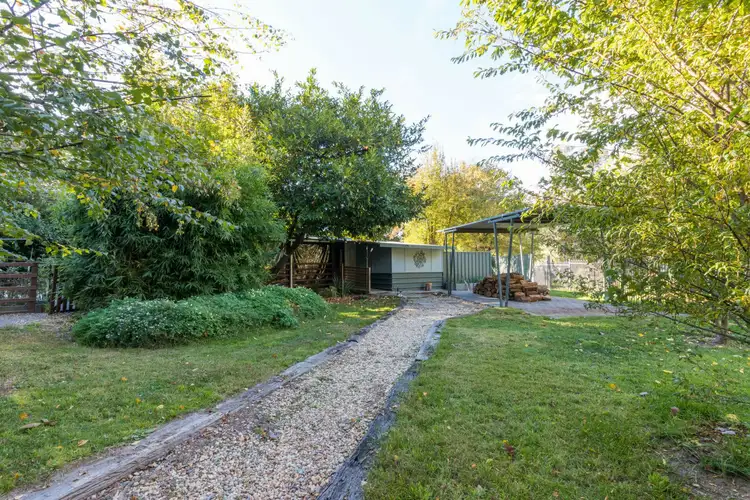 36 Kurrajong St, Captains Flat NSW 2623