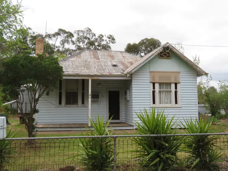 19 Sullivan St, Inglewood VIC 3517