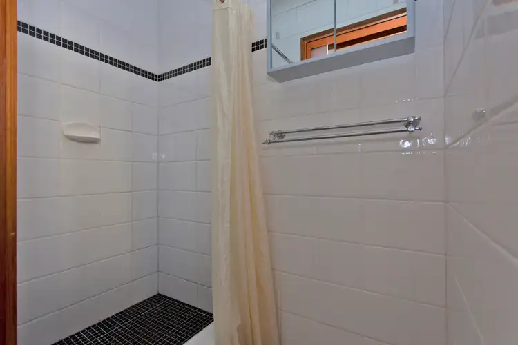 Fifth view of Homely unit listing, 1-3, 87 William Street, Wodonga VIC 3690