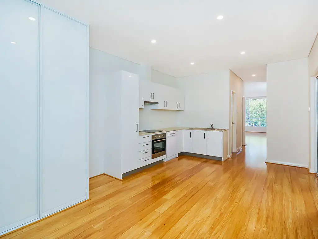 Main view of Homely unit listing, 2/40 Pearse Street, North Fremantle WA 6159