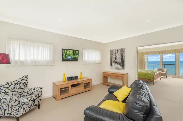 Sixth view of Homely unit listing, 9 Seaview Terrace, Portland VIC 3305