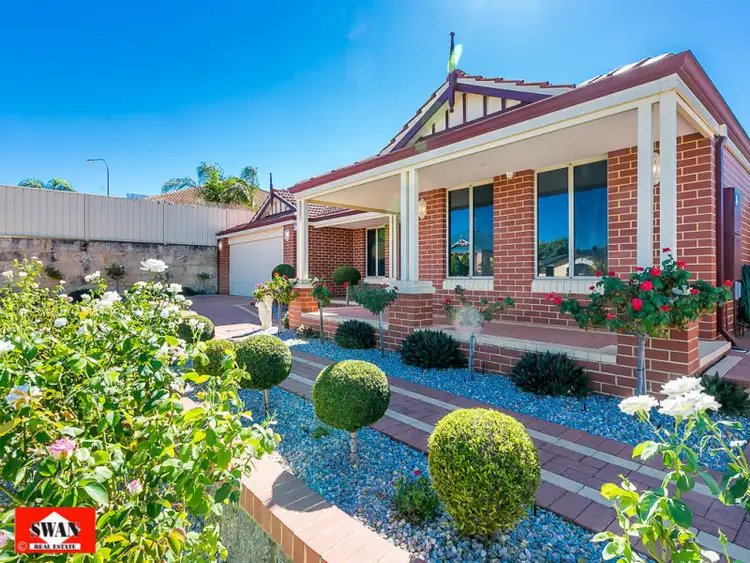 Second view of Homely house listing, 30 Glen Ross Chase, Jane Brook WA 6056