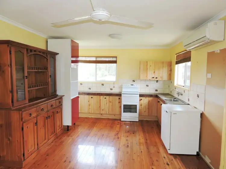 Fifth view of Homely house listing, 4 Shilliday Street, Warwick QLD 4370