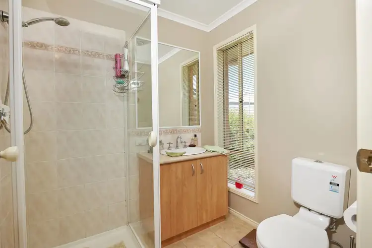 Seventh view of Homely house listing, 2 Paradise Ct, Kialla VIC 3631