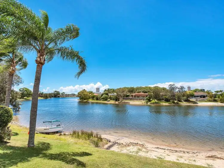 5/26-28 Dunlin Drive, Burleigh Waters QLD 4220