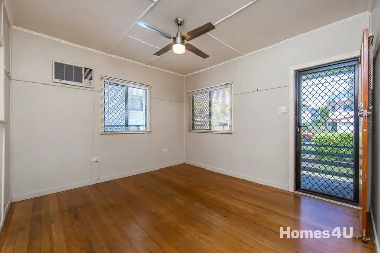 Fourth view of Homely house listing, 35 Yacht Street, Clontarf QLD 4019