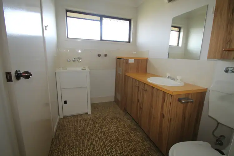 Sixth view of Homely unit listing, 8/10 Myall Avenue, Warwick QLD 4370