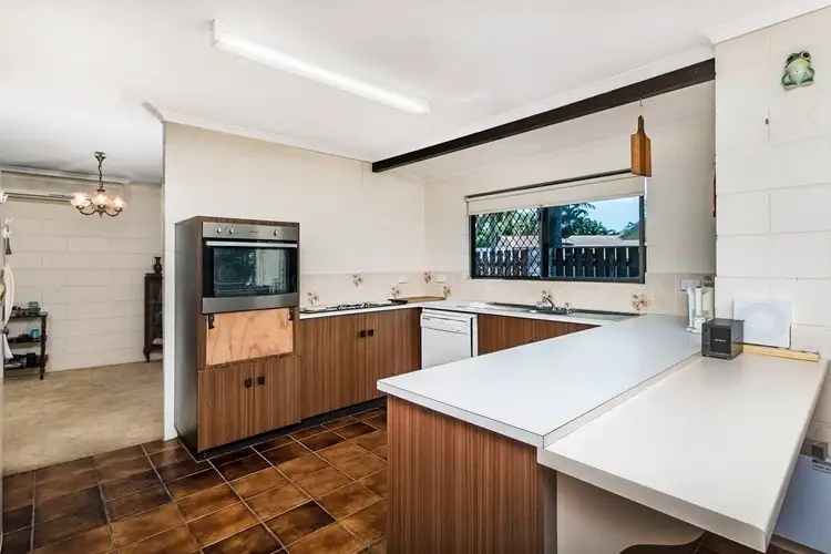 Sixth view of Homely house listing, 2 Metric Close, Smithfield QLD 4878