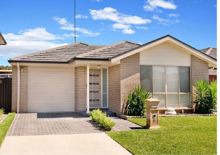 Main view of Homely house listing, 11 Mackay Circuit, Ropes Crossing NSW 2760