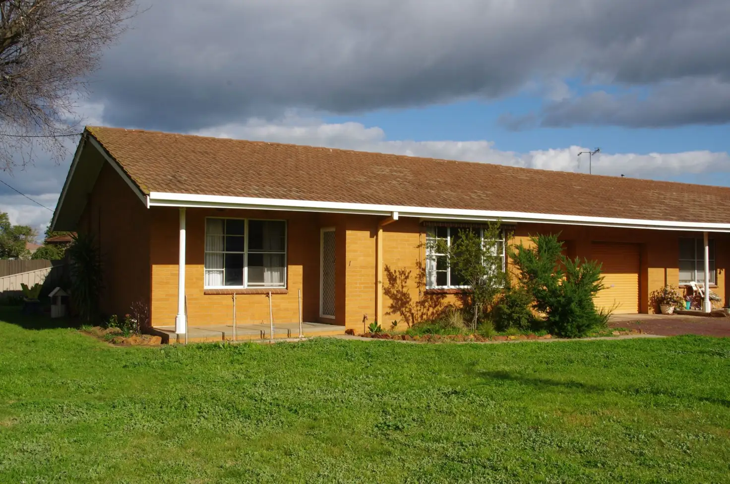 Main view of Homely unit listing, Unit 1/2 Margaret Court, Cobram VIC 3644