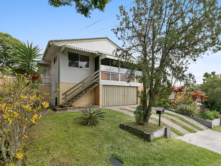 Second view of Homely house listing, 3 Ventura Street, Upper Mount Gravatt QLD 4122