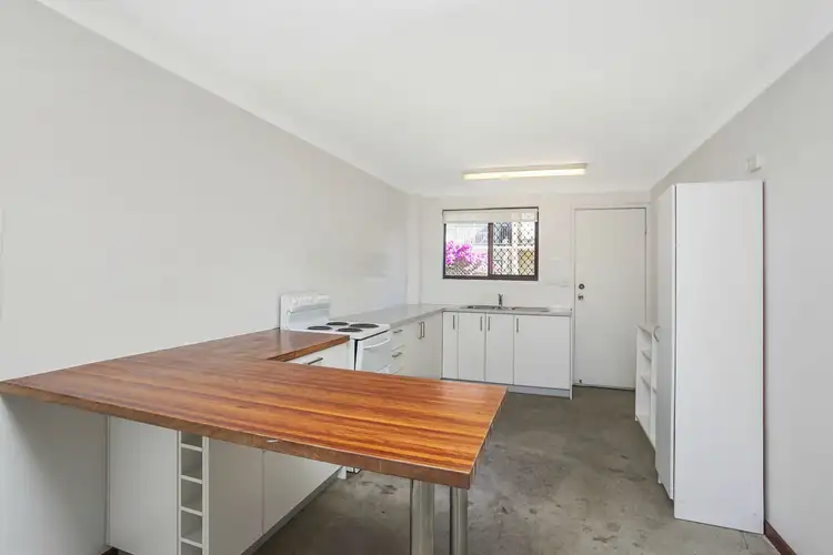 Sixth view of Homely unit listing, 2/22 Peter Parade, Mermaid Waters QLD 4218