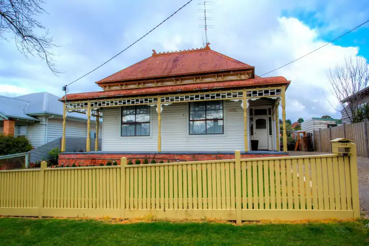 729 Laurie Street, Mount Pleasant VIC 3350