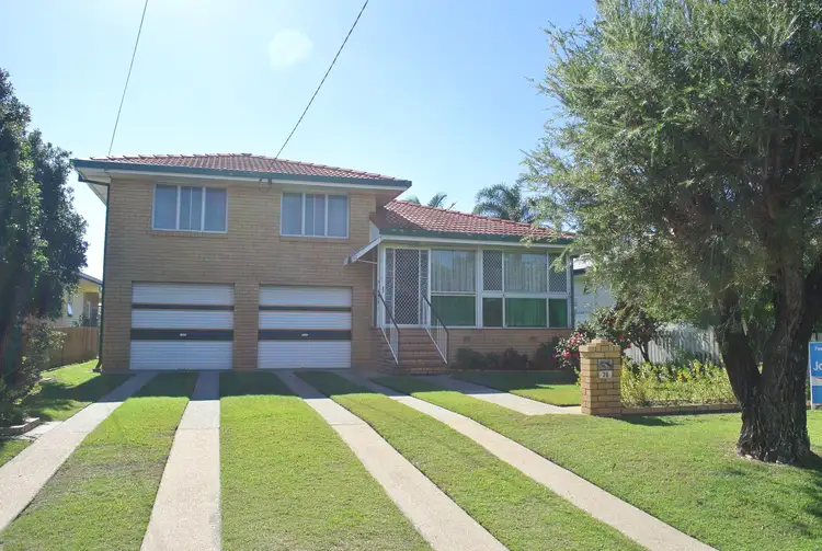 26 Crawford St, Redcliffe QLD 4020
