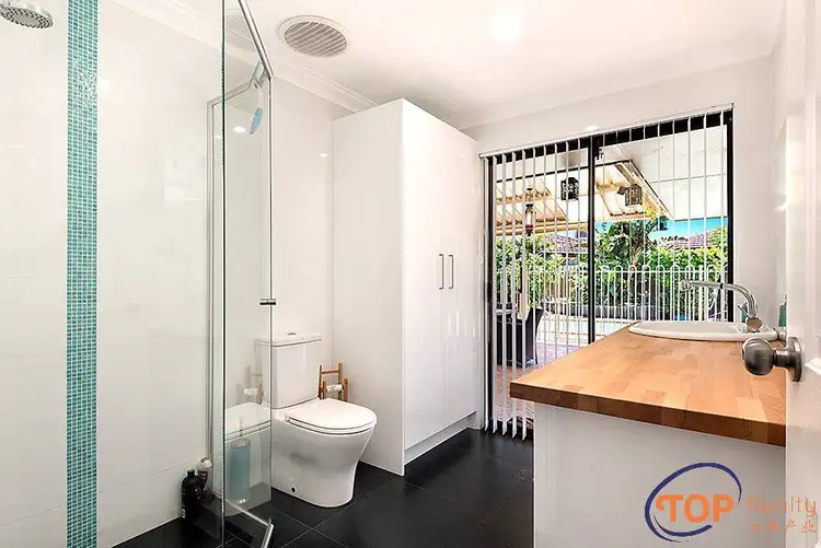 Seventh view of Homely house listing, 6 Doran Place, Willetton WA 6155