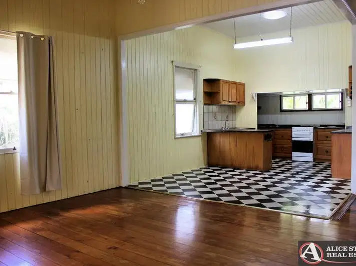 32 Teddington Road, Tinana QLD 4650