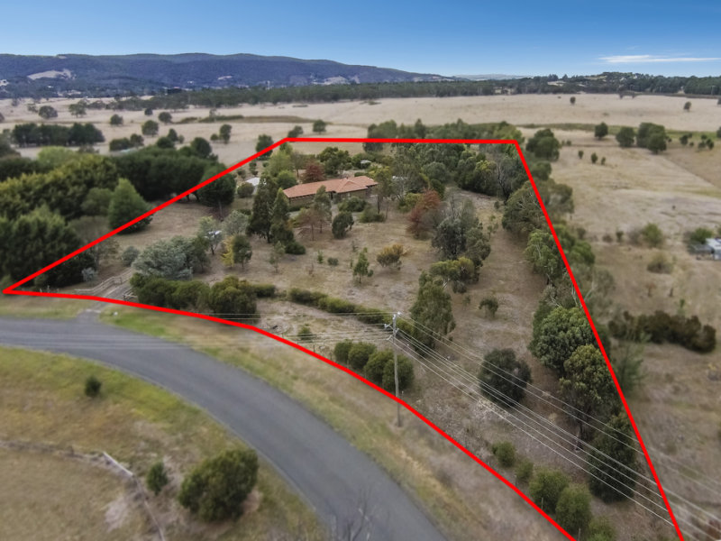 46 Hastings Drive, New Gisborne VIC 3438