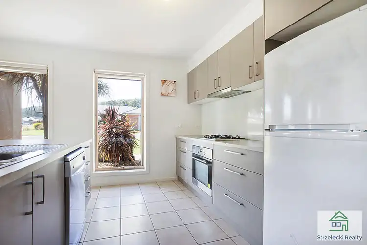 Fifth view of Homely house listing, 81 Vincent Boulevard, Trafalgar VIC 3824