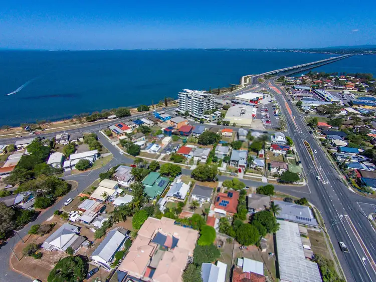 Fourth view of Homely house listing, 5 ROBERT Street, Clontarf QLD 4019