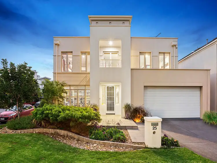 25 Beacon Vista, Port Melbourne VIC 3207