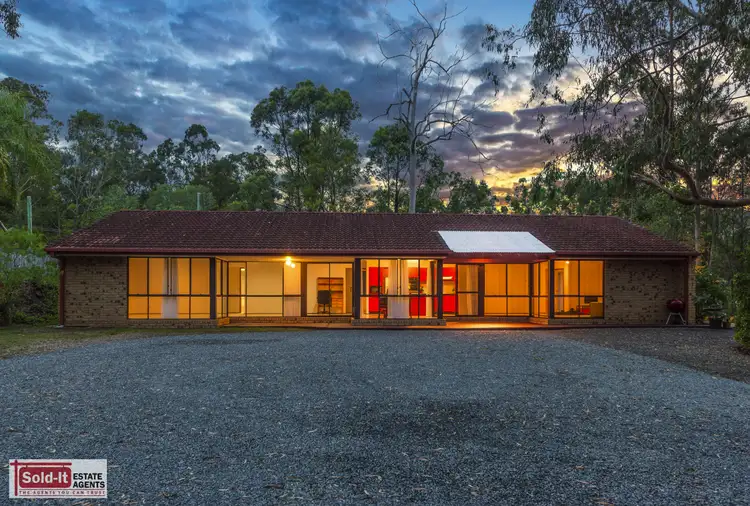 18 Beech Dr, Cashmere QLD 4500