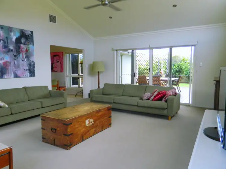Seventh view of Homely house listing, 2 Baybreeze Close, Deception Bay QLD 4508